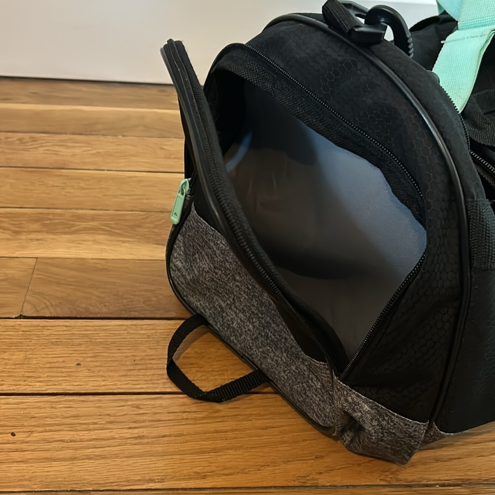 Adidas bag - Picture 3 of 4